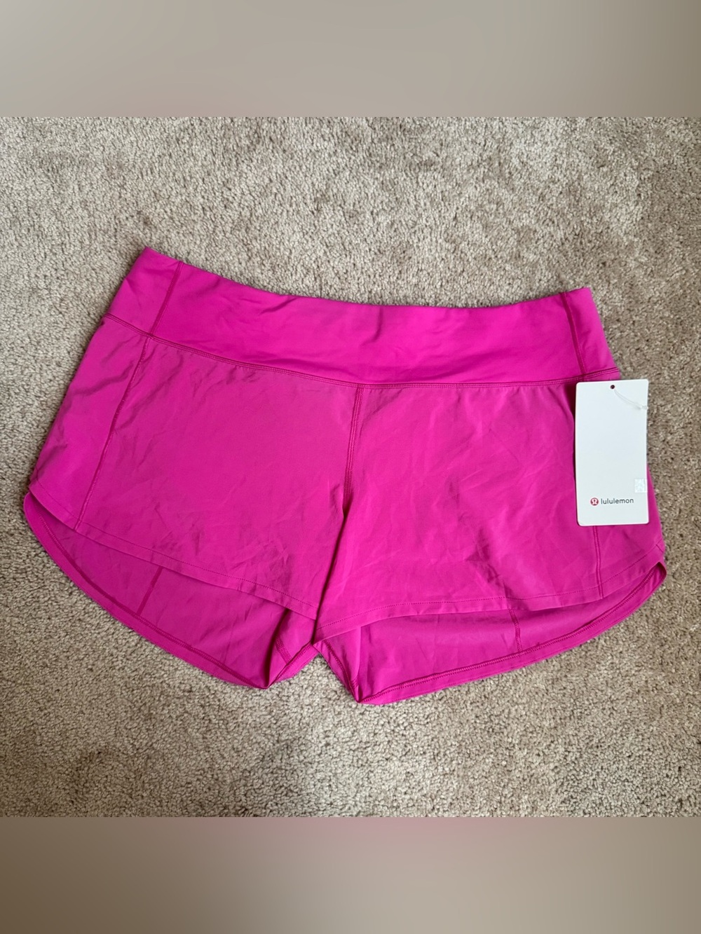 💗 Lululemon Speed Up MR Short 4” *Lined Size 12